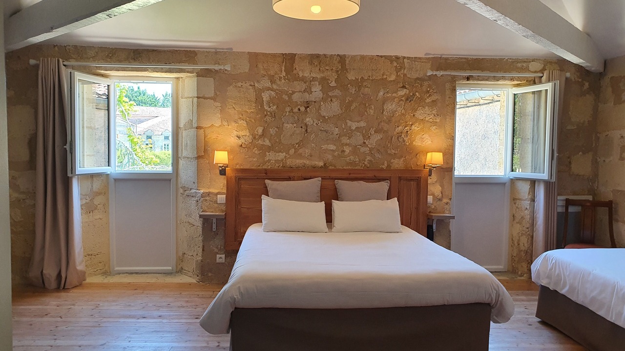 Photo of Bedroom in Puisseguin
