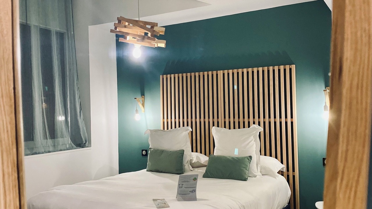 Photo of Bedroom in Charleville-Mezieres