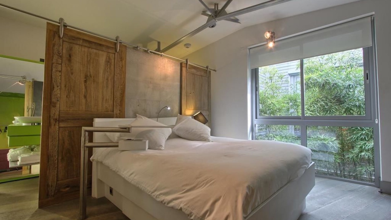 Photo of Bedroom in Charleville-Mezieres