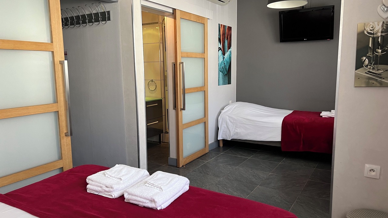 Photo of Bedroom in Millau