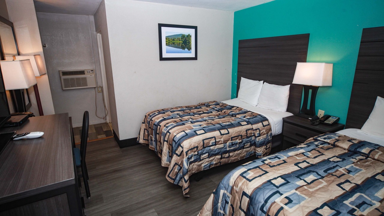 Photo of Bedroom in Derrick City