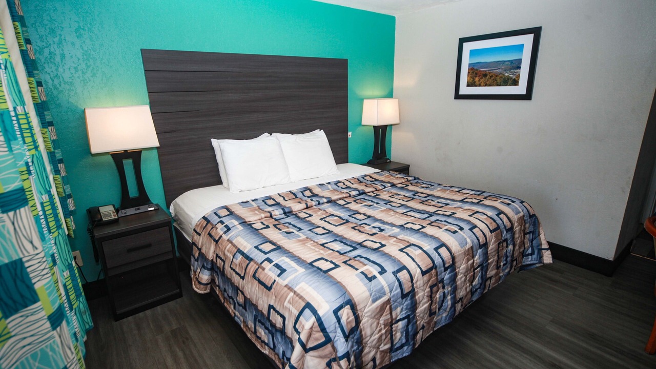 Photo of Bedroom in Derrick City