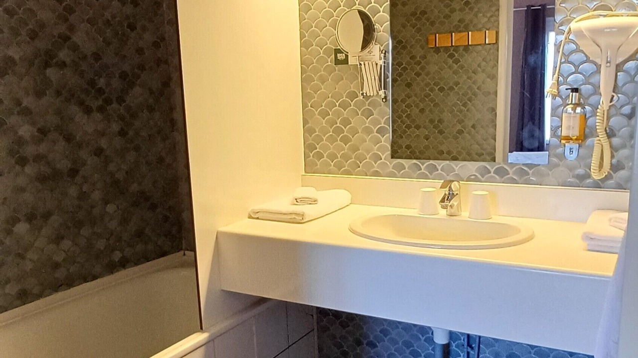 Photo of Bathroom in Briare