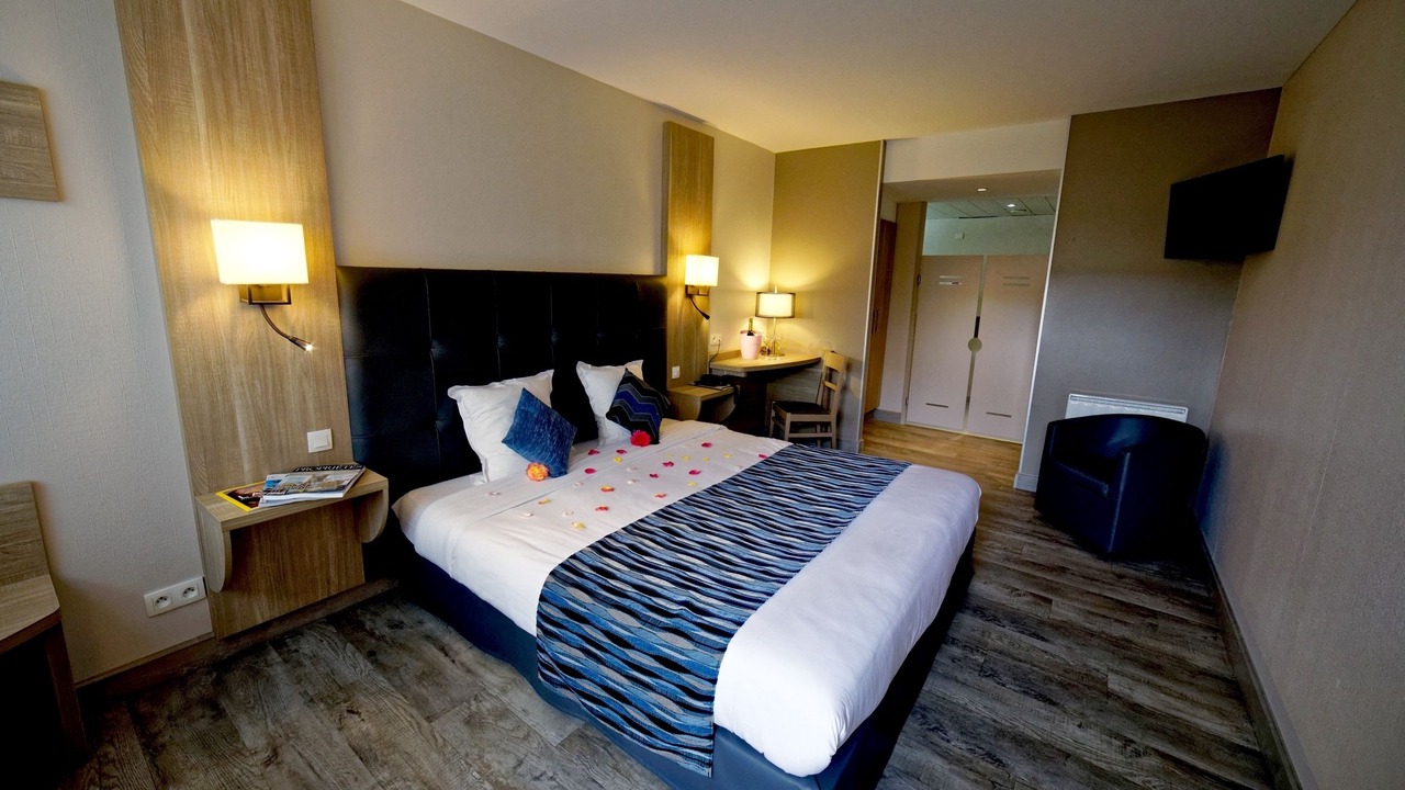 Photo of Bedroom in Matougues