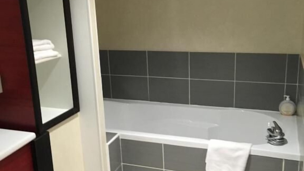 Photo of Bedroom in Matougues