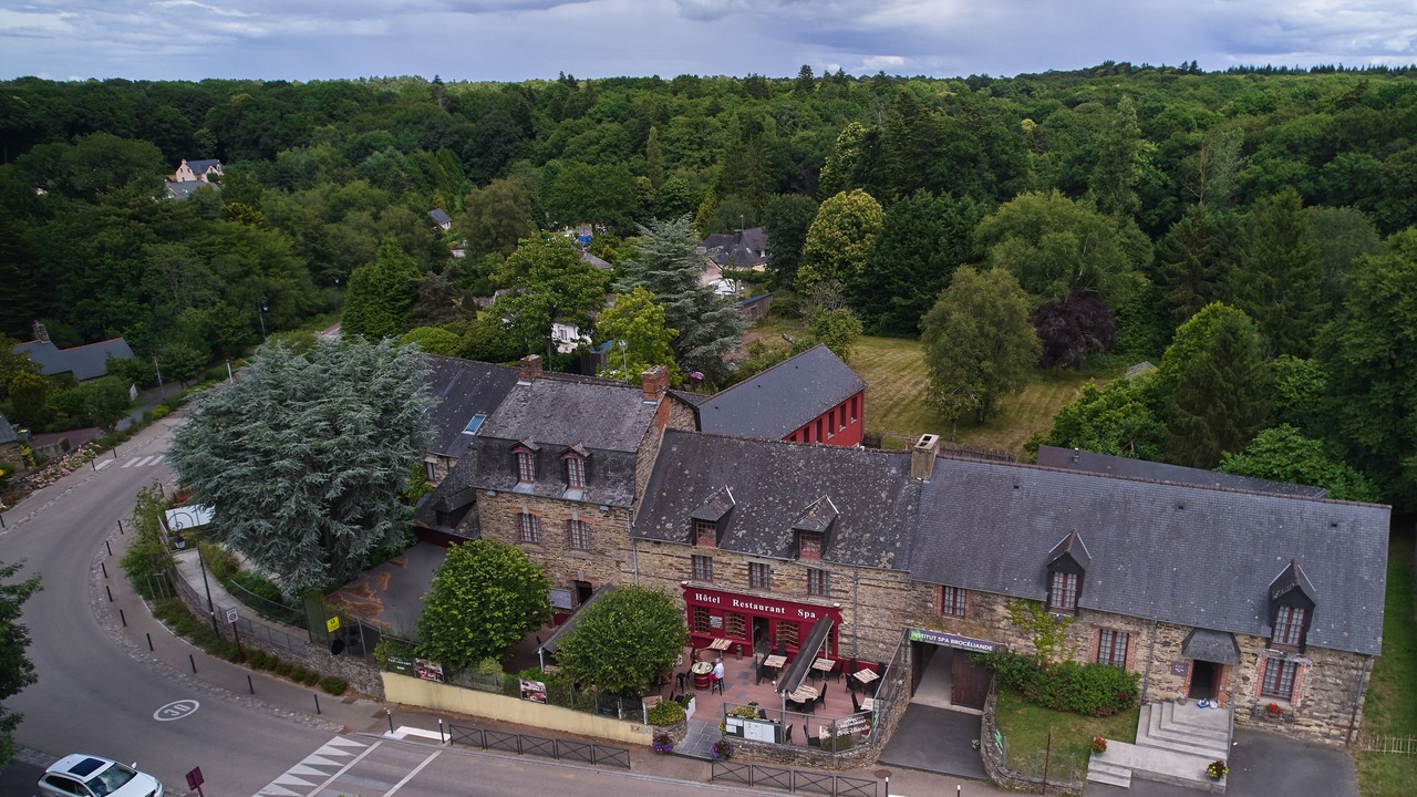 Photo of Buildings in Paimpont
