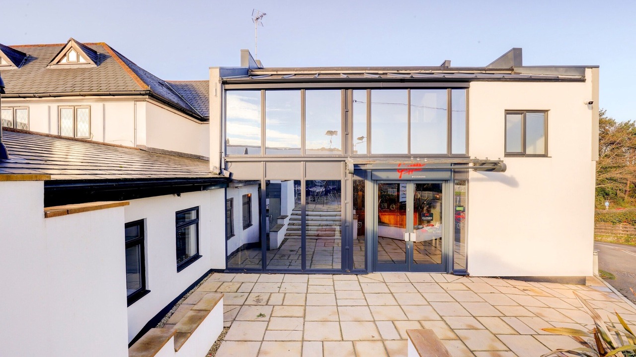 Photo of Outdoor in Kennford