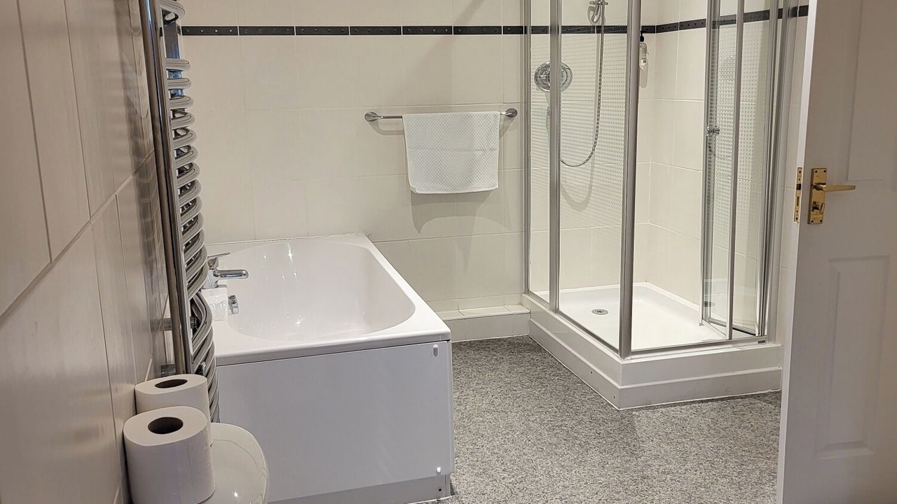 Photo of Others in Kennford