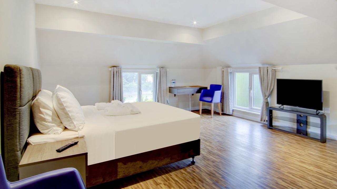 Photo of Others in Kennford