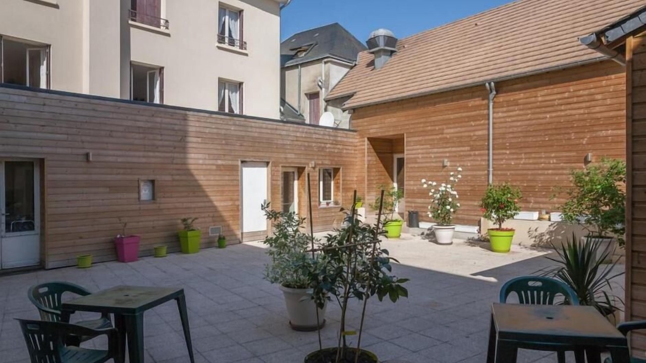 Photo of Patio Balcony in Beaumont-sur-Sarthe