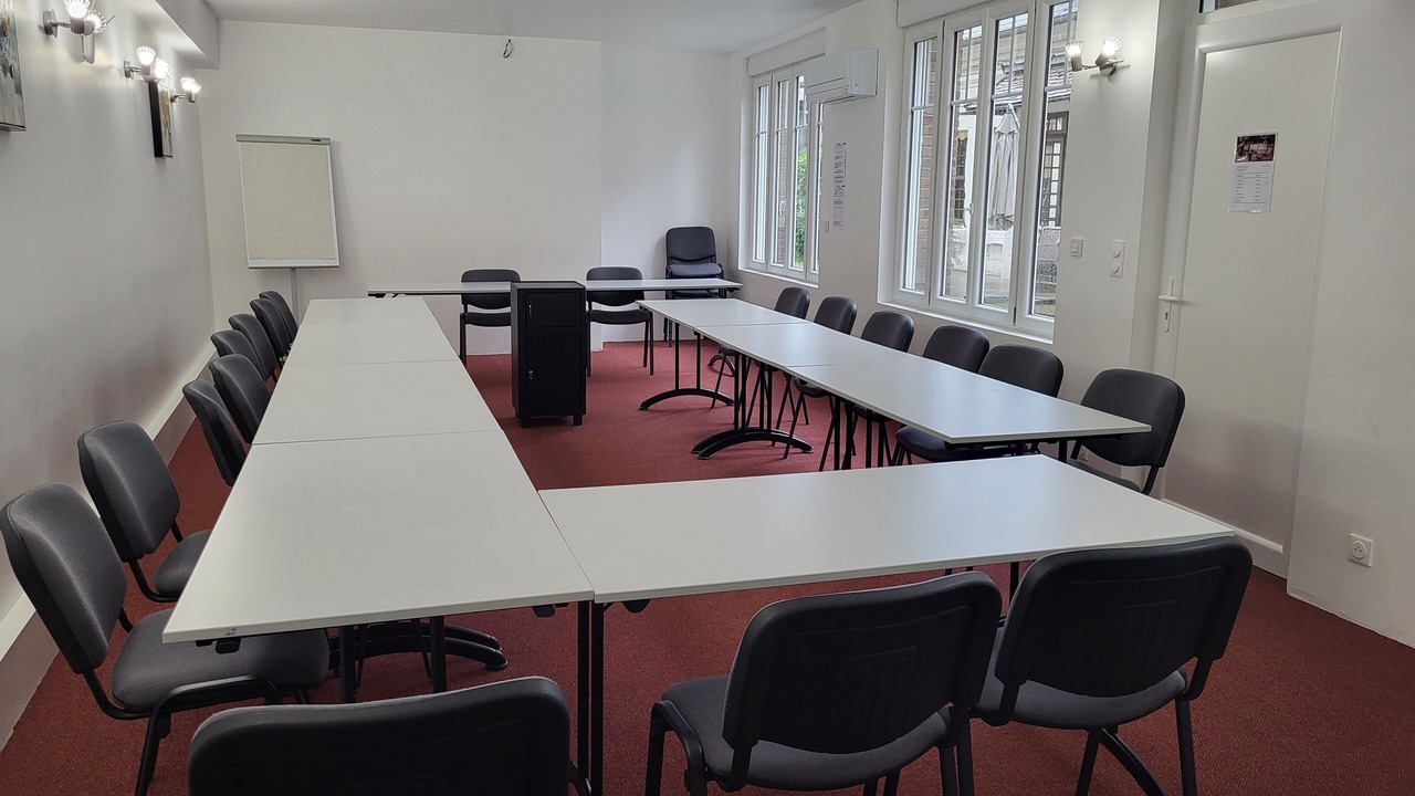 Photo of Others in Evreux