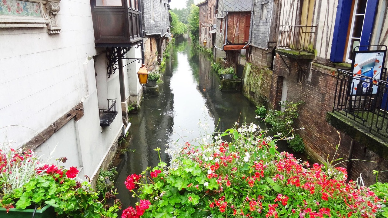 Photo of Others in Cormeilles