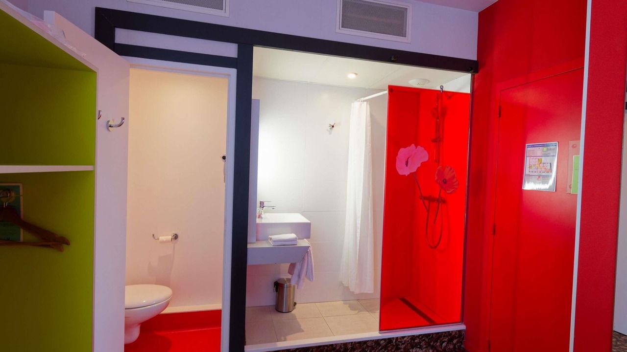 Photo of Bedroom in Saint-Brieuc