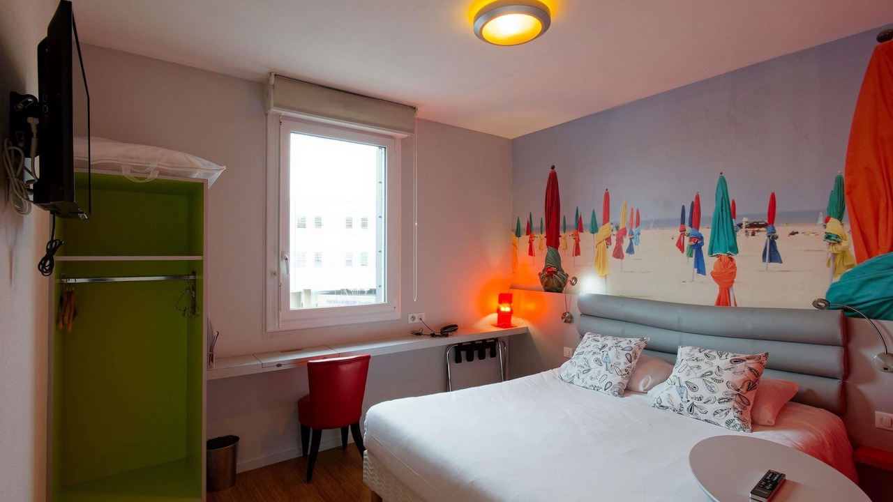 Photo of Bedroom in Saint-Brieuc