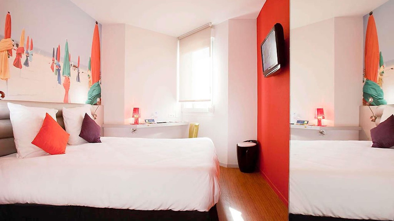 Photo of Bedroom in Saint-Brieuc