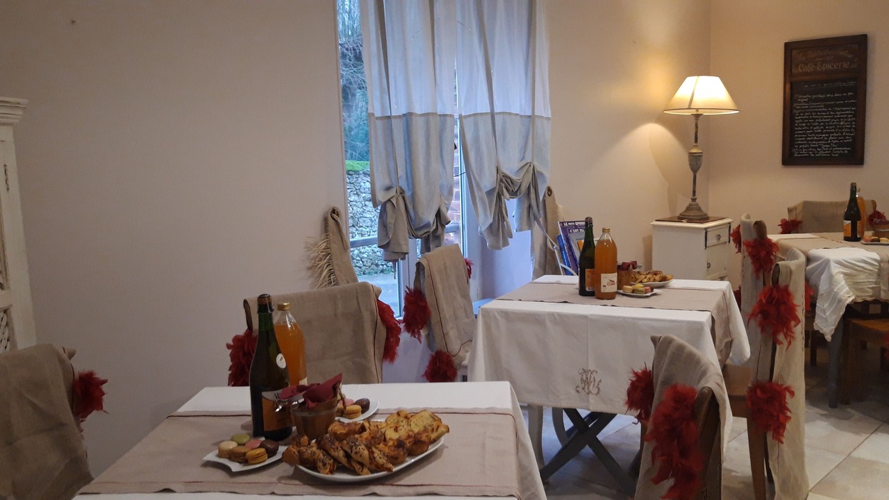 Photo of Others in Milon-la-Chapelle