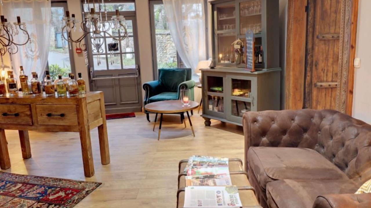 Photo of Others in Milon-la-Chapelle