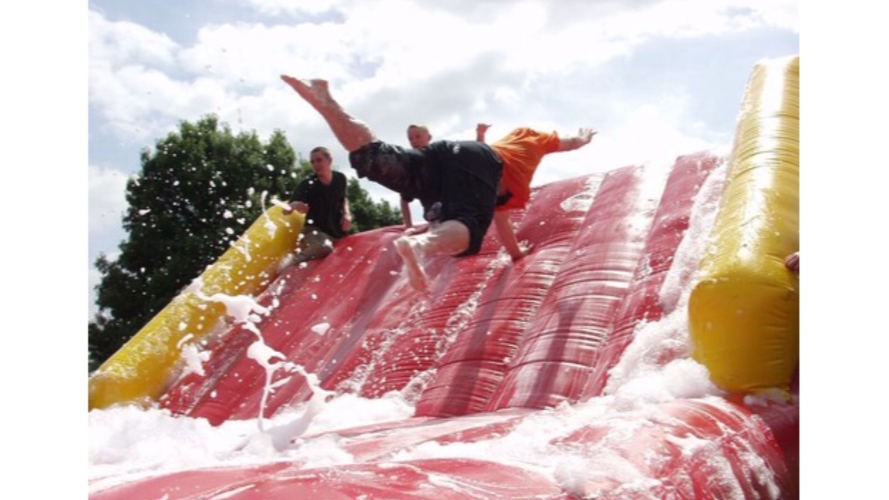 Photo of Others in Hoylandswaine