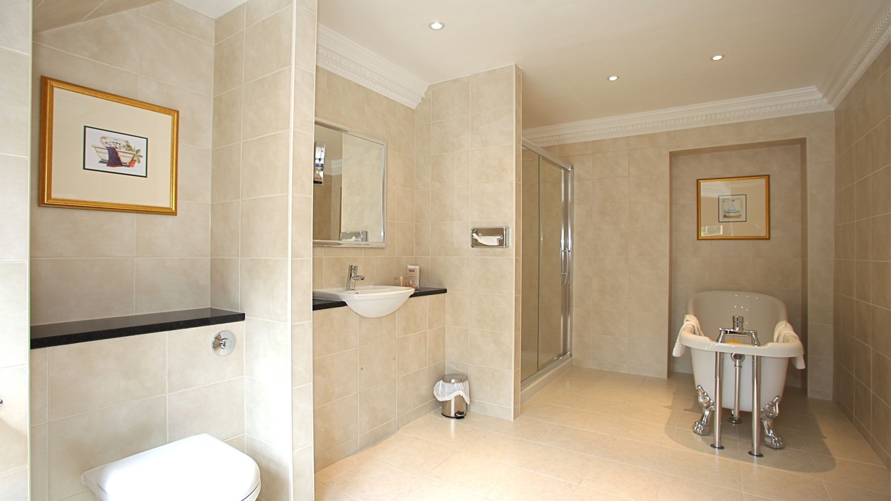 Photo of Others in Hoylandswaine