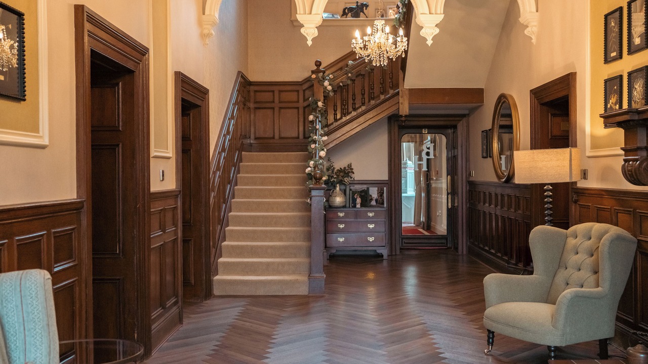 Photo of Others in Hoylandswaine