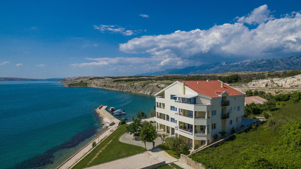 Photo of Outdoor in Rtina