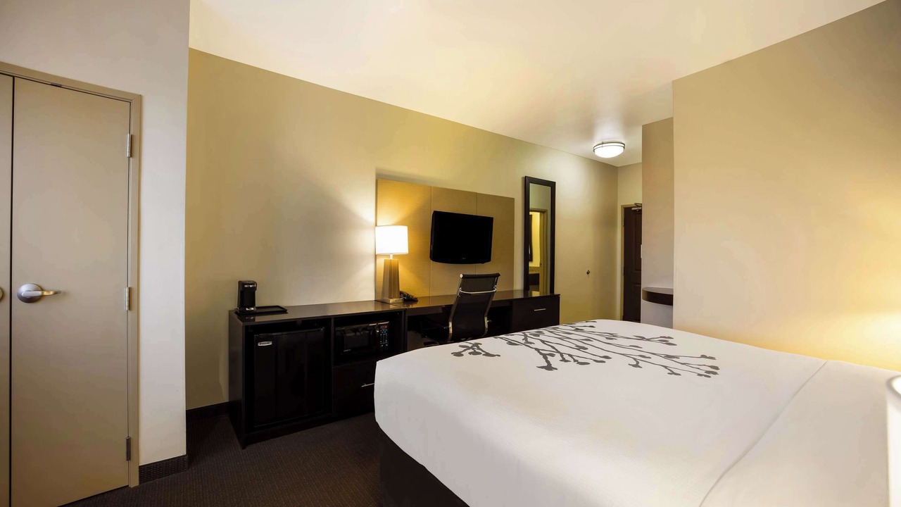 Photo of Bedroom in Colby