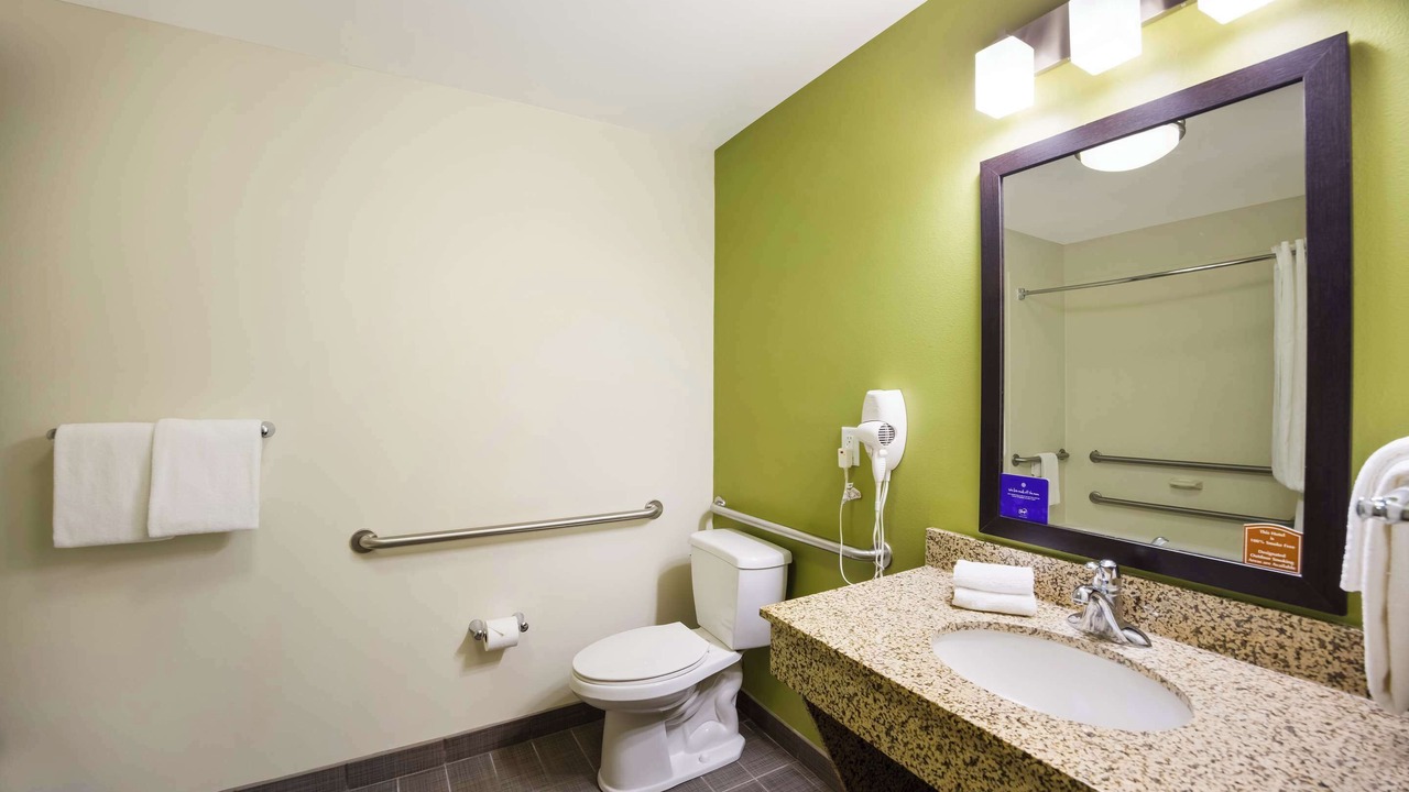 Photo of Bedroom in Colby