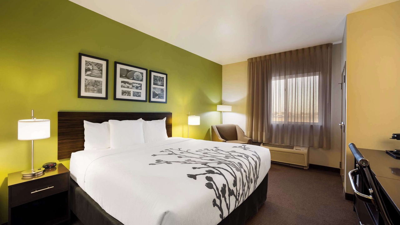 Photo of Bedroom in Colby
