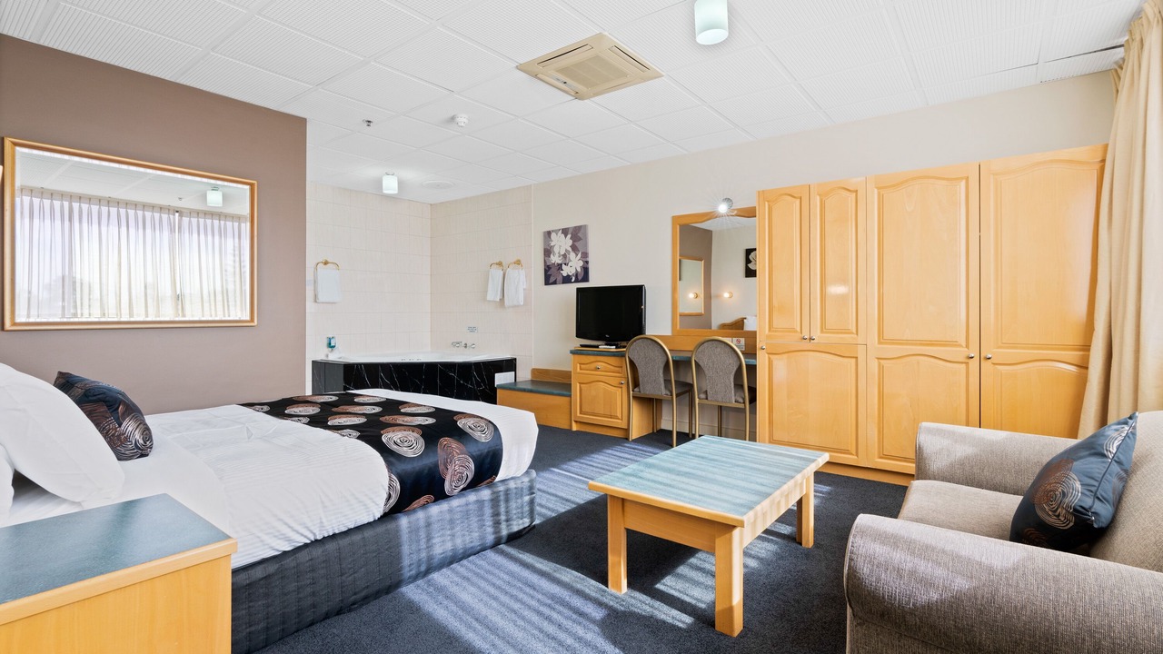 Photo of Bathroom in Glenelg North