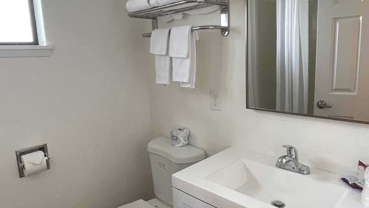 Photo of Bathroom in Milton-Freewater