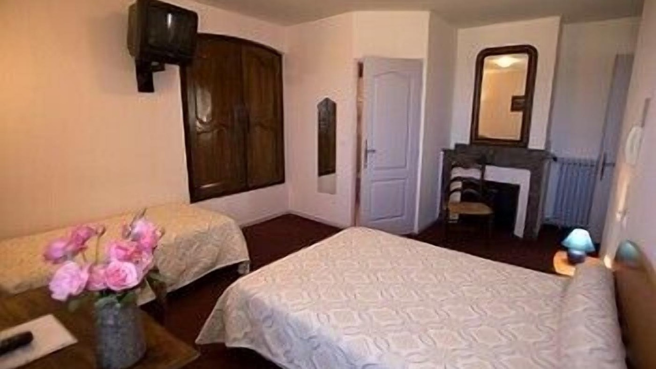 Photo of Others in Ozon