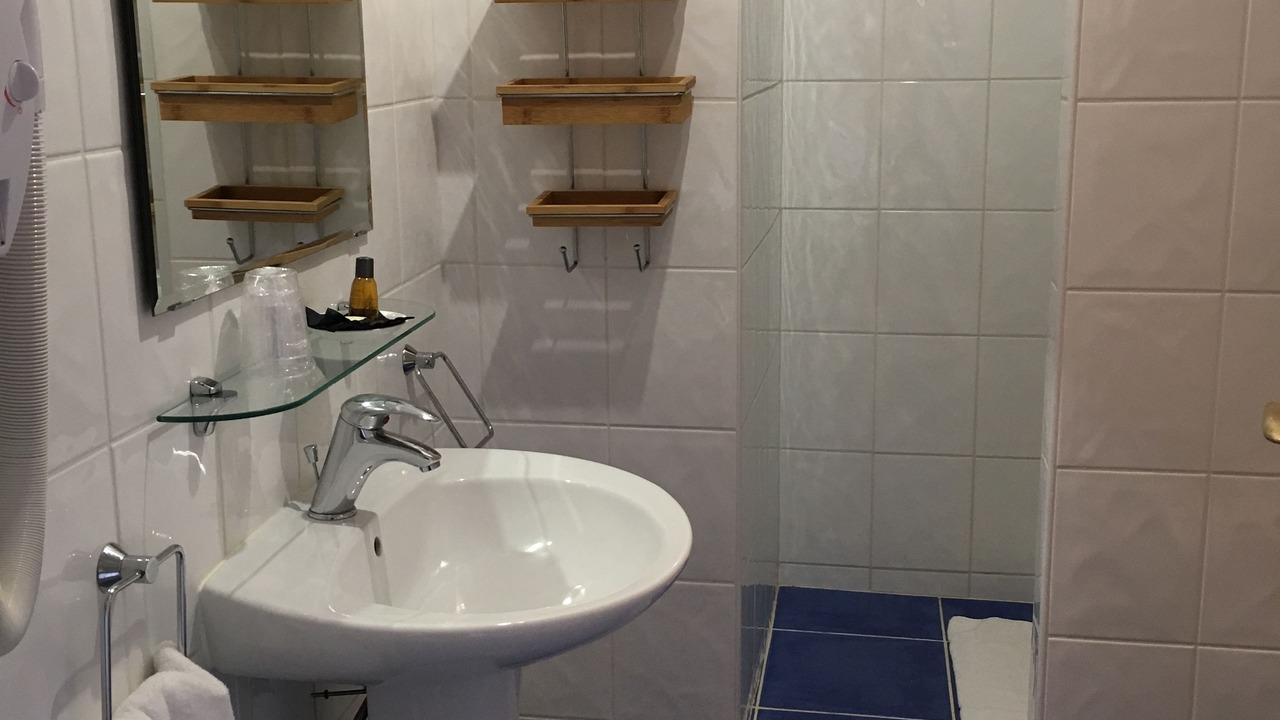 Photo of Bathroom in Buleon