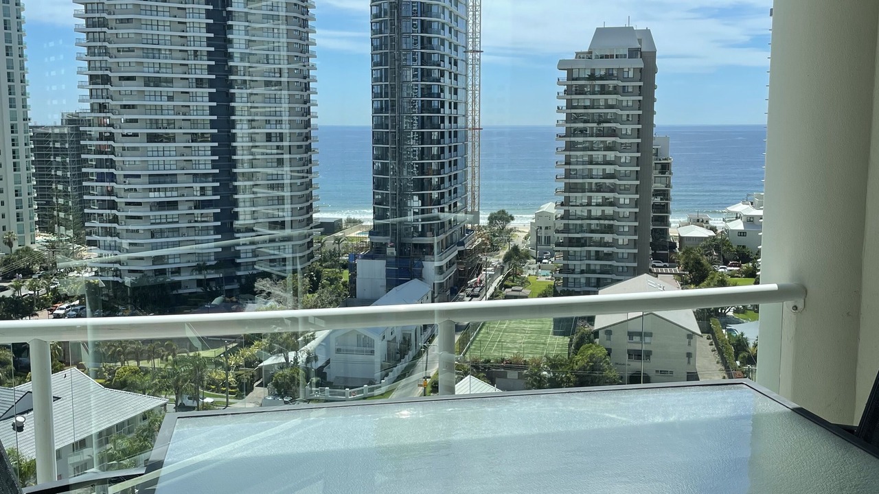 Photo of Patio Balcony in Main Beach