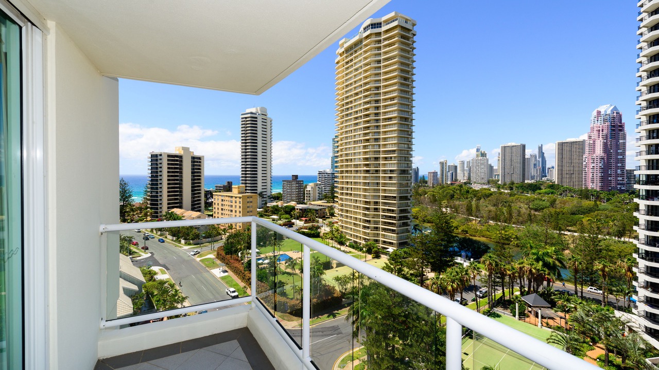 Photo of Patio Balcony in Main Beach