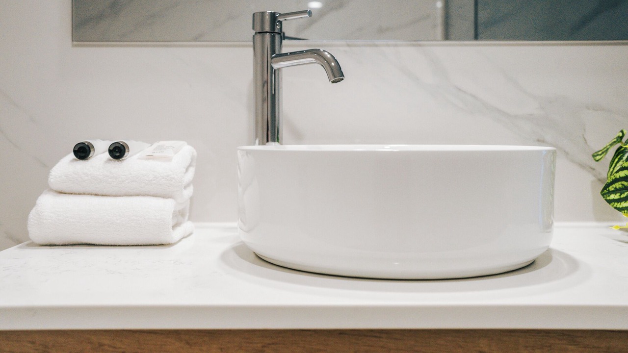 Photo of Bathroom in Main Beach