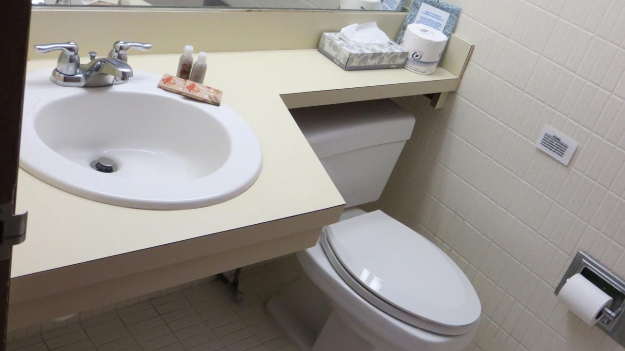Photo of Bathroom in Sugarloaf Key
