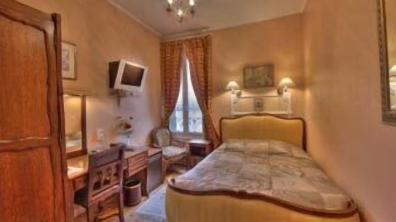 Photo of Bedroom in Carrieres-sous-Poissy