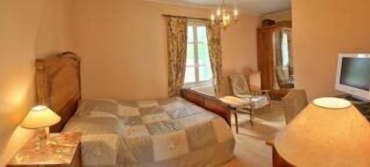 Photo of Bedroom in Carrieres-sous-Poissy