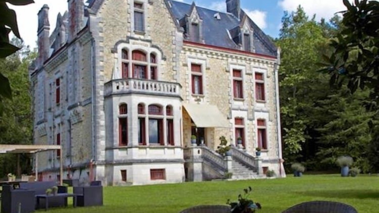 Photo of Outdoor in Saint-Front-de-Pradoux