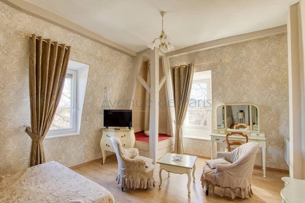 Photo of Bedroom in Violes