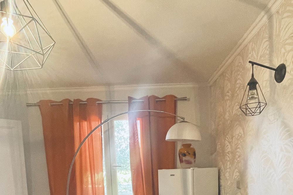 Photo of Livingroom in Violes