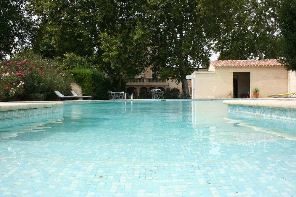 Photo of Outdoor in Violes