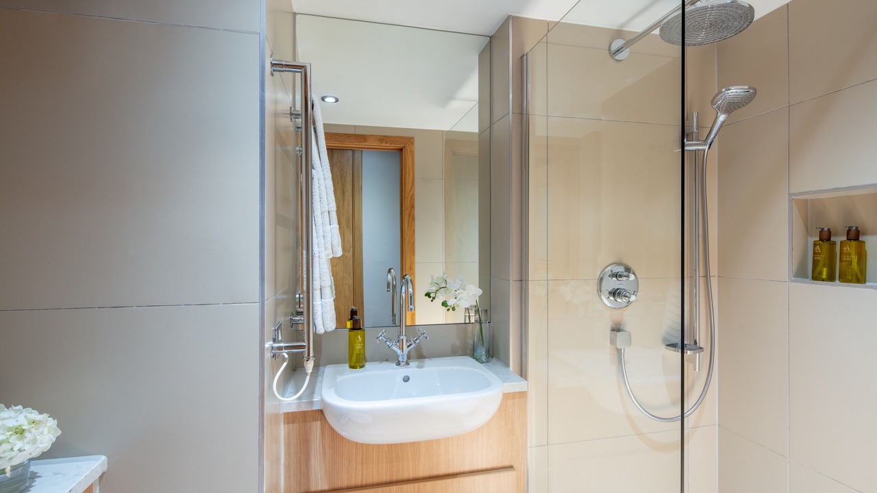 Photo of Others in Newington