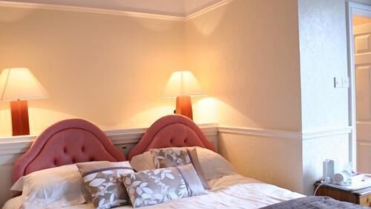 Photo of Others in Hoole