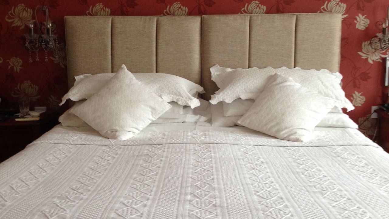 Photo of Others in Hoole