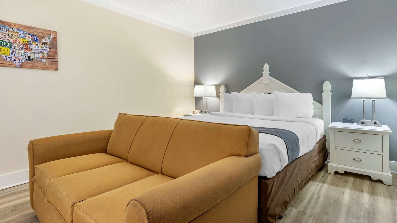 Photo of Bedroom in Conway