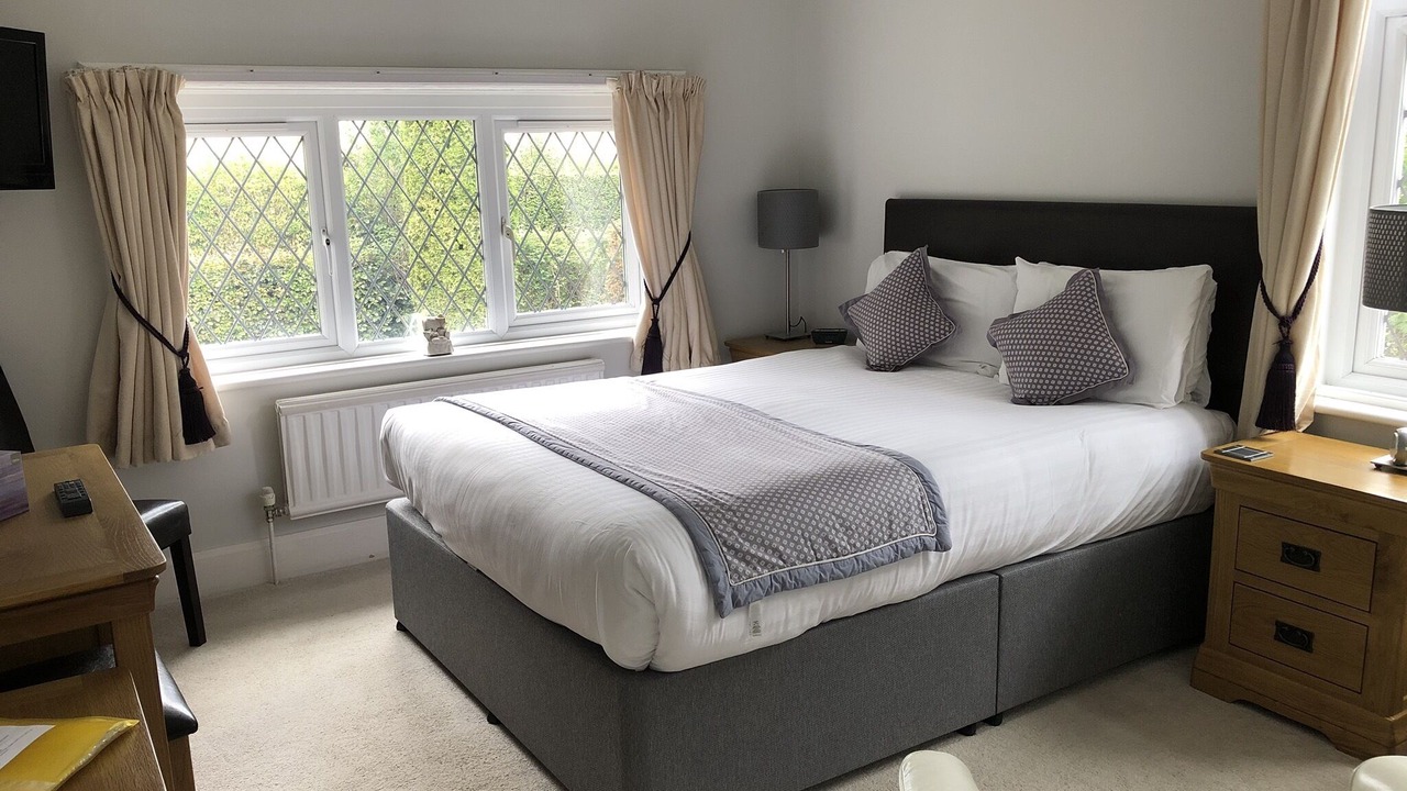 Photo of Bedroom in Charlwood