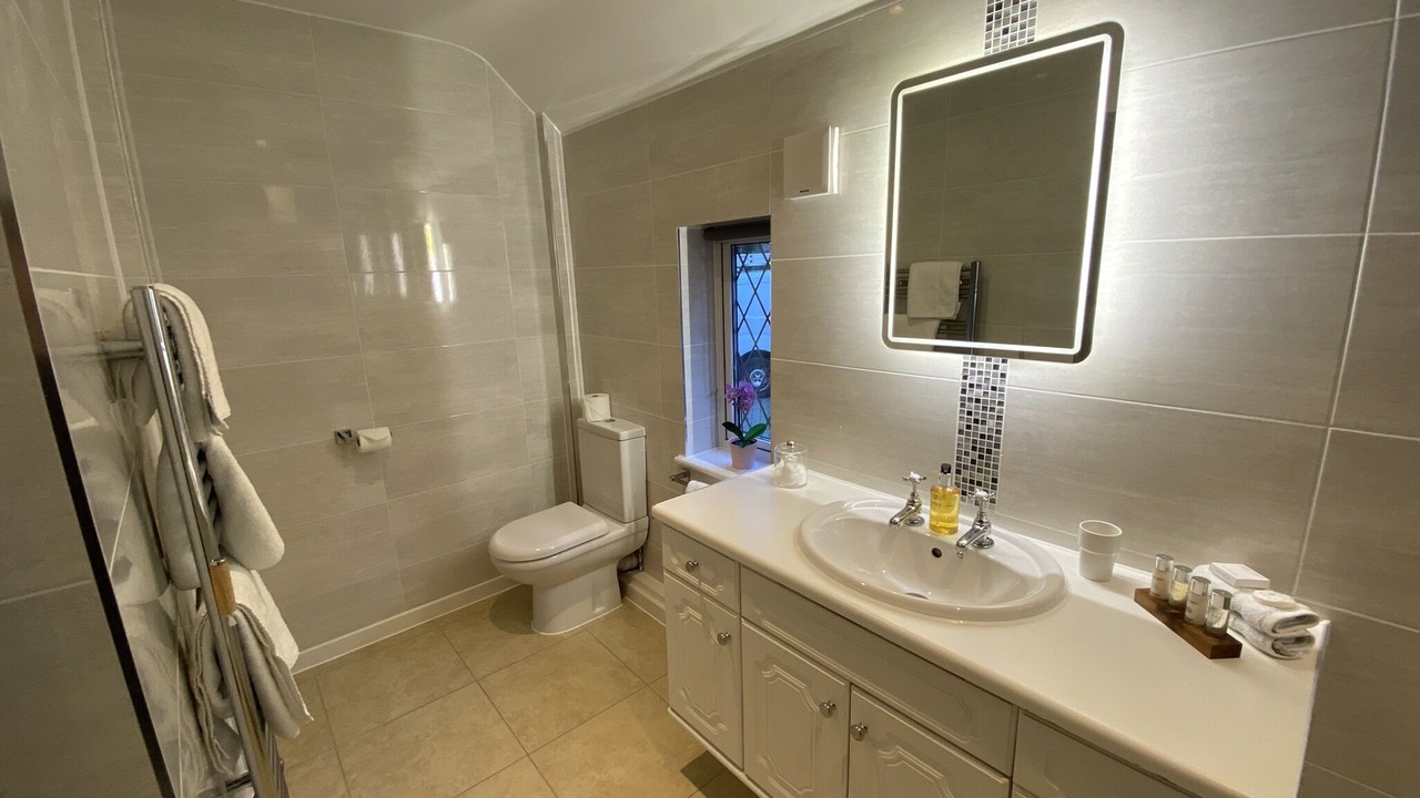 Photo of Bedroom in Charlwood