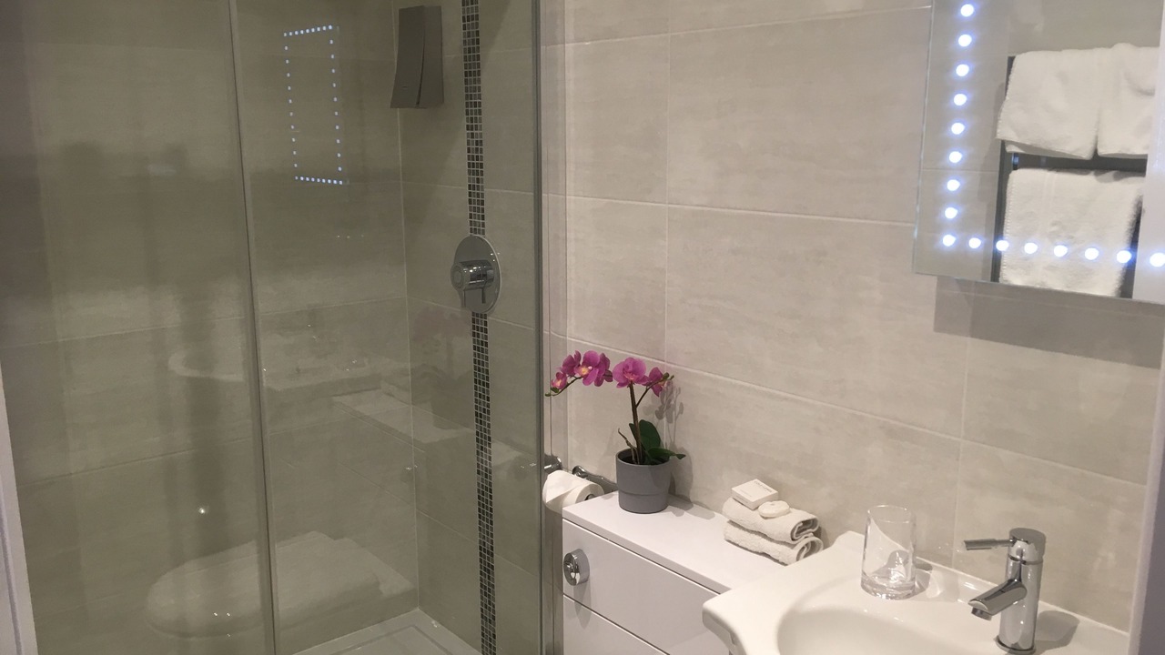 Photo of Others in Charlwood