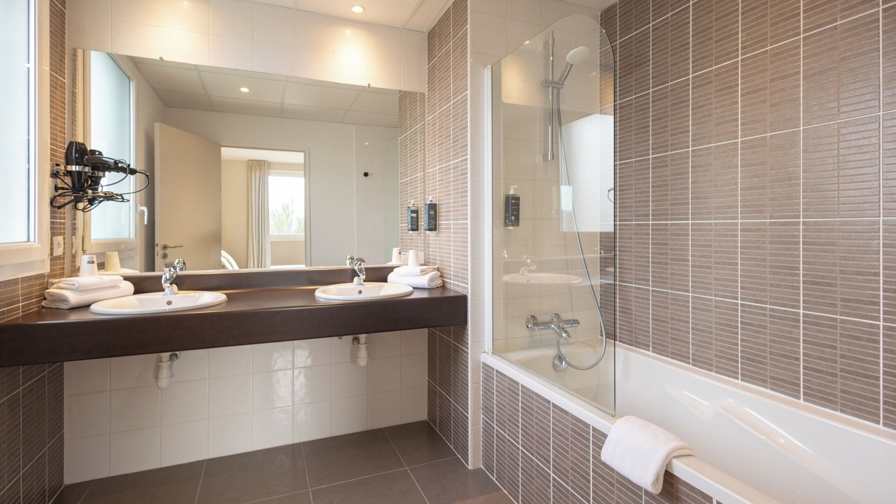 Photo of Bathroom in Saint-Onen-la-Chapelle